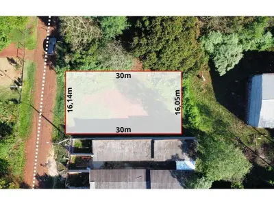 Terreno en venta en Presidente Franco, Alto Paraná 3