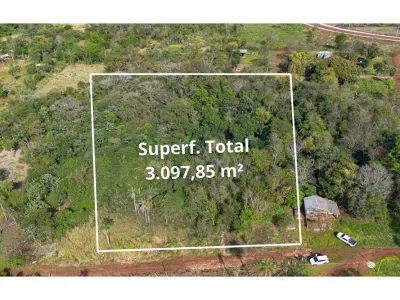 Terreno en venta en Presidente Franco, Alto Paraná 3