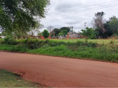 Terreno à venda em Presidente Franco, Alto Paraná 2