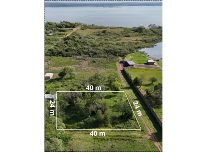 Terreno à venda em San Isidro, Encarnação 2