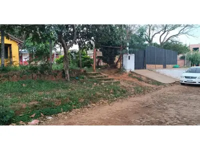 Terreno à venda em San Lorenzo, bairro Lucerito 4