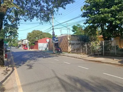 Terreno à venda em San Lorenzo, região Parque 14 1/2 4