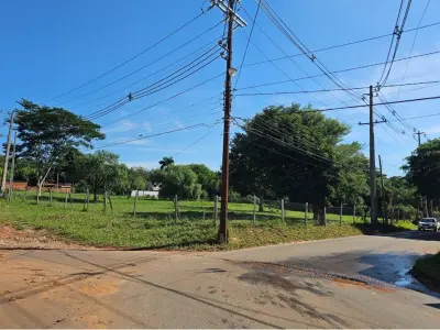 Terreno à venda em San Lorenzo, região do Shopping Pinedo 4