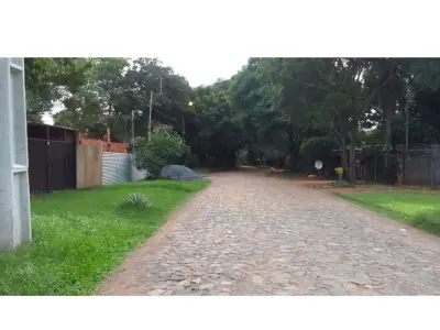 Terreno à venda no bairro San Miguel, San Lorenzo 3