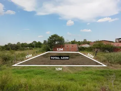 Terreno en venta en Santa Lucía, Limpio, 420 m² 2