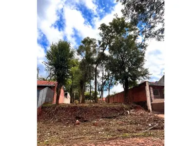 Terreno à venda em Santa María, Encarnação 2