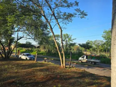 Terreno en venta en Tobatí, entorno natural privilegiado 3