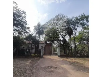 Terreno en venta en Villa Hayes, Presidente Hayes 4