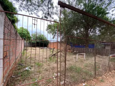 Land for sale in Villa Ofelia, Fernando de la Mora 3
