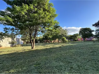 Terreno à venda em Ycuá Duré, Luque 3