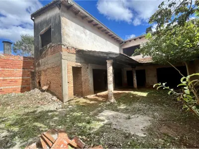 Terreno en venta en Ycuá Satí, Asunción 4