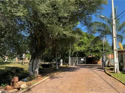 Terreno à venda em Ypacaraí, bairro Jardín, 360 m² 3