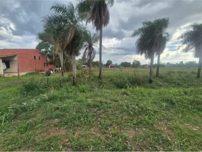 Terreno à venda em Ypacaraí, região de Pedrozo 2