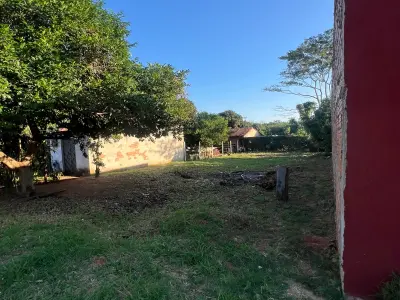 Terreno à venda em Ypané, bairro San Francisco 4