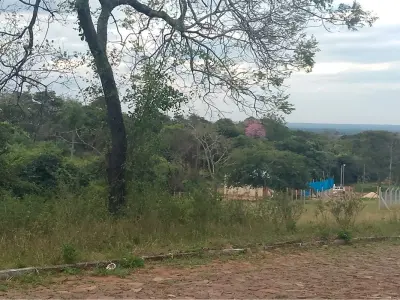 Terreno en venta en Yukyry, Luque 4