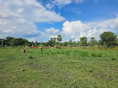 Terreno à venda em Zona Chaco I, Villa Hayes 2