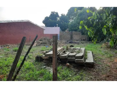 Terreno à venda na zona Yacht, Lambaré 4