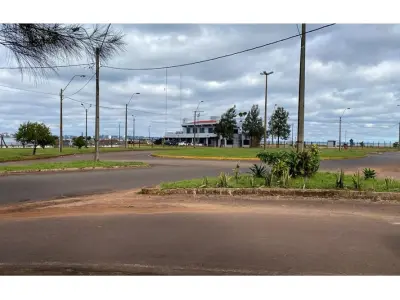 Terreno à venda em frente à Costanera Mboi ka'e, Encarnación 3