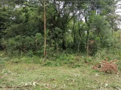 Terreno à venda à beira do rio Yhaguy em Itacurubí de la Cordillera 4