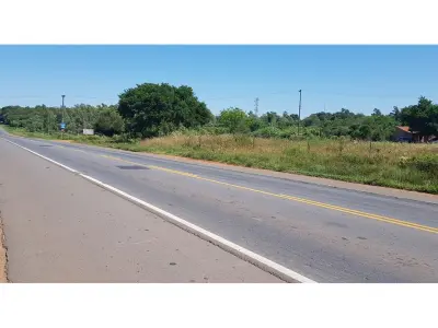 Terreno à venda no Acceso Sur, Itá 2
