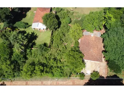 Terreno en venta sobre asfalto camino a Itacua 2