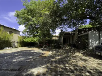 Terreno en venta sobre Av. Colón, La Encarnación 2