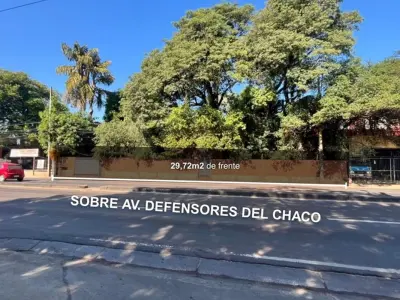 Land for sale on Av. Defensores del Chaco 3