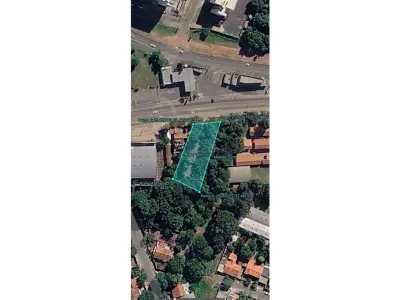 Terreno à venda na Av. Gral. Aquino, Luque 5