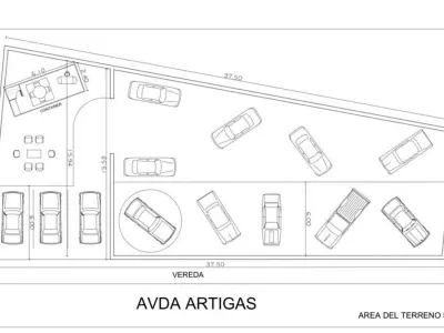 Land for sale on Avenida Artigas, Virgen del Huerto 3