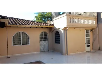 Propriedade à venda em Fernando de la Mora, Central 4