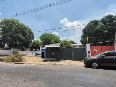 Terreno para desarrollo inmobiliario en venta en San Vicente, Asunción 2