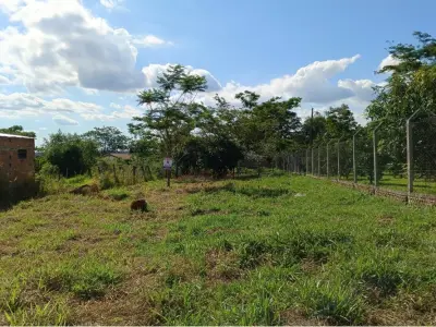 Dois terrenos à venda em Mbokajaty, J. A. Saldivar 3