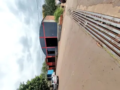 Galpão comercial para alugar na região do Km 4 Acaray, Ciudad del Este 2