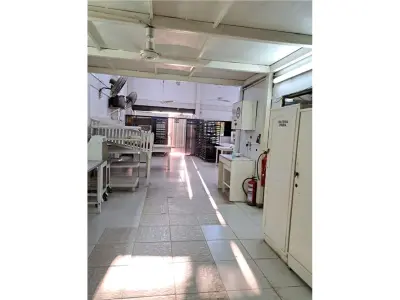 Galpão comercial à venda em San Lorenzo, Central 4