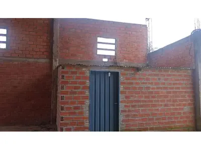Tinglado en venta en el centro de Tañaraindy, San Ignacio 4