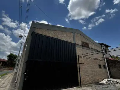 Tinglado en venta en Lambaré — inversión con renta activa 2
