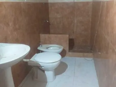 Tinglado en venta en Laurelty, Luque 5
