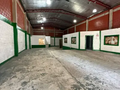 Industrial Warehouse for Sale in San Miguel, Ciudad del Este 2