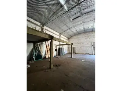 Galpão comercial à venda em Lambaré, San Roque González 4