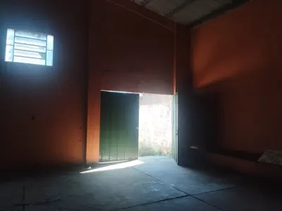 Galpão industrial rua a rua à venda em San Lorenzo, Barrio San Rafael 2