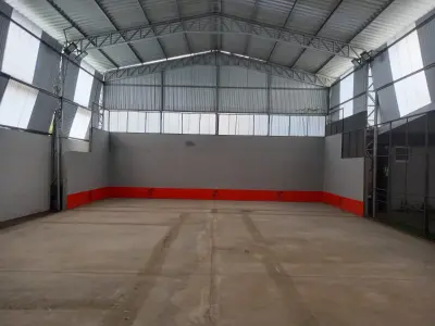 Galpao novo para alugar no Barrio Obrero, Ciudad del Este 3