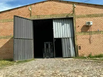 Galpão e Depósito à Venda em Mariano Roque Alonso 2