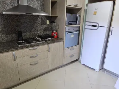 Tríplex amoblado en alquiler en Los Laureles, Asunción 3