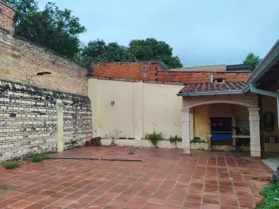2-Bedroom Corner House in San Roque González, Lambaré 3