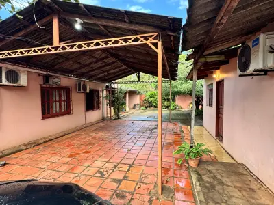 House with Commercial Storefronts in Barrio Obrero, Ciudad del Este 4