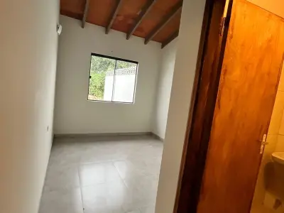 Casa à Venda em Cañada Garay, Luque, Rua Gregorio Sanabria 3