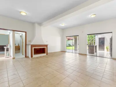 House for sale in Cuarto Barrio, Luque 2
