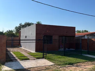 Casa de 2 dormitorios en venta en Isla Aveiro, Limpio 3