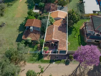 Casa de 3 quartos em Campo Grande, Luque, para reformar 5