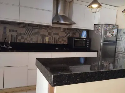 Modern 3-Bedroom House in Área 1, Ciudad del Este 4